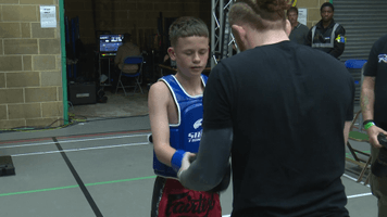 JAMIE RAEURN-WARD VS THEO WHITTLE